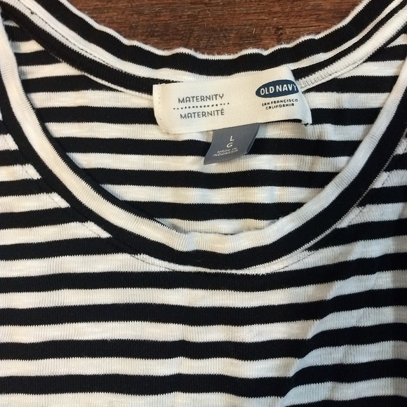 Old Navy maternity tunic - Picture 2 of 2